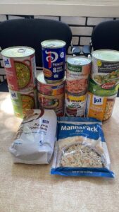 Видача гуманітарної допомоги від БФ “Пліч-о-пліч”